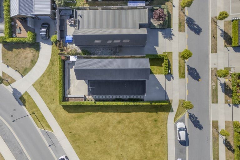 Photo of property in 1 Glen Dene Crescent, Wanaka, 9305