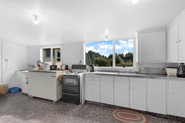 Photo of property in 1236 Centre Road, Henley, Outram, 9073