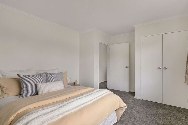 Photo of property in 63a Larsen Crescent, Tawa, Wellington, 5028