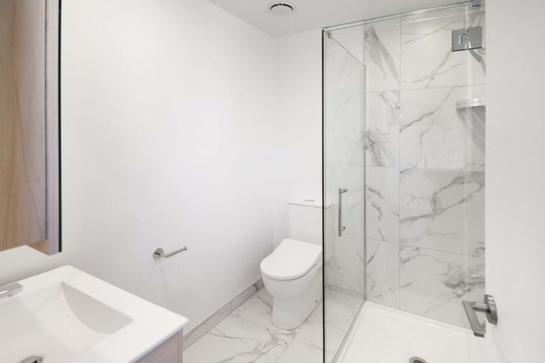 Photo of property in 1/4 Collingwood Street, Waterloo, Lower Hutt, 5011