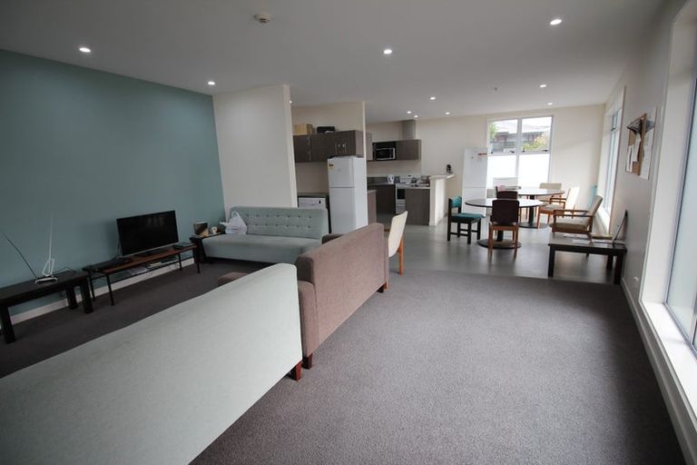Photo of property in Carillion/the Knoll, 33 Thompson Street, Mount Cook, Wellington, 6011
