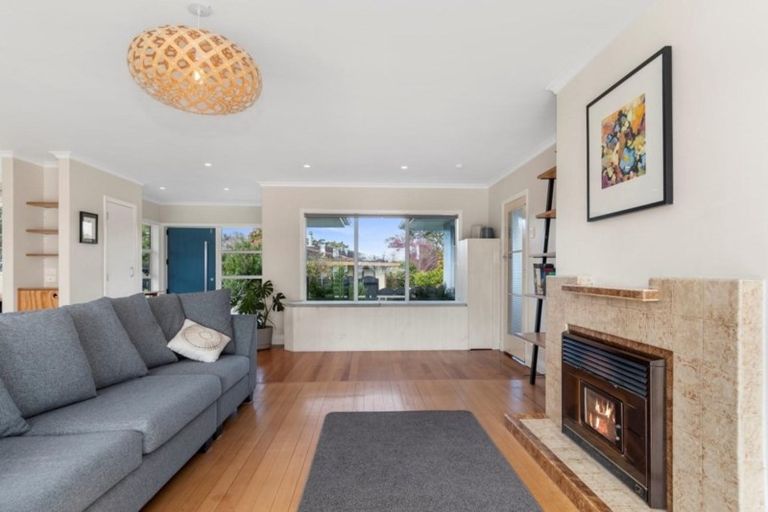 Photo of property in 15 Stirling Grove, Greerton, Tauranga, 3112