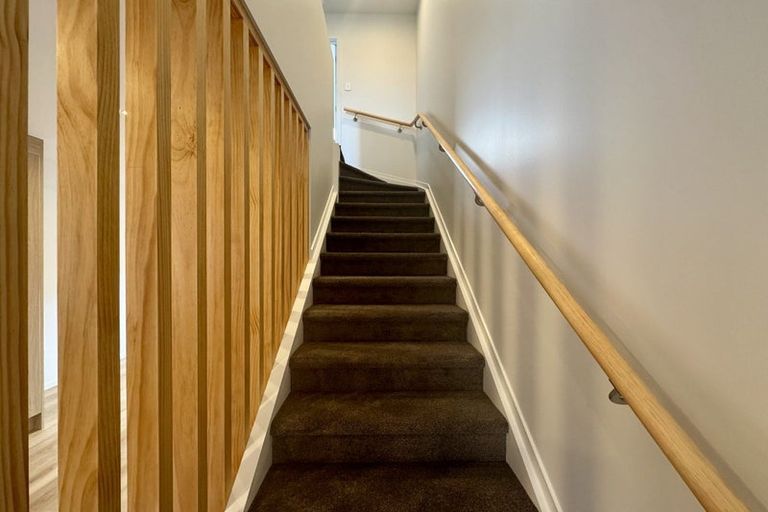 Photo of property in 13/506 Glenfield Road, Bayview, Auckland, 0629