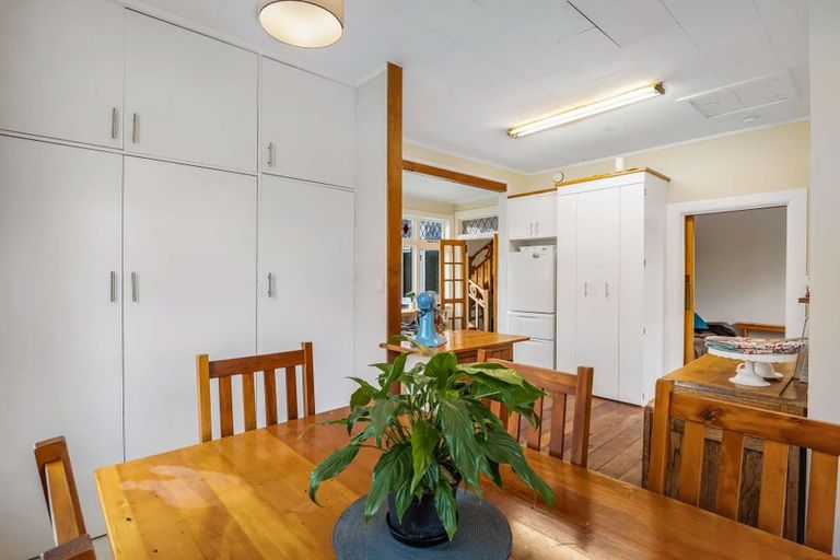 Photo of property in 8 Chelwood Street, Takaro, Palmerston North, 4412