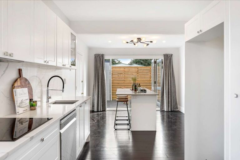 Photo of property in 51 Bath Street, Levin, 5510