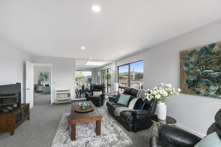 Photo of property in 8 Meridian Way, Whitby, Porirua, 5024