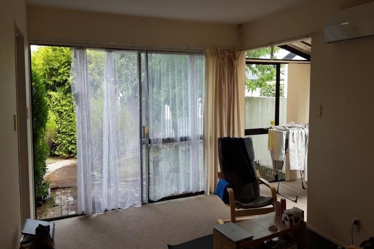 Photo of property in 33m Peverel Street, Riccarton, Christchurch, 8011