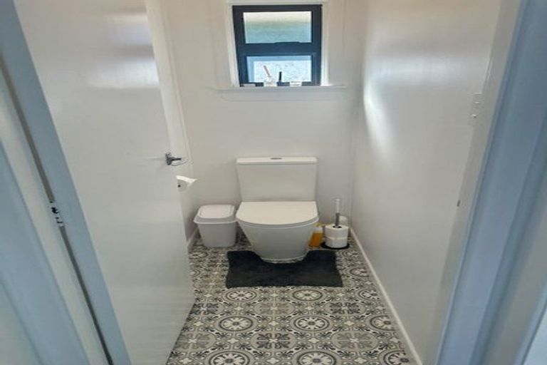 Photo of property in 1/5 Sydney Street, Hauraki, Auckland, 0622