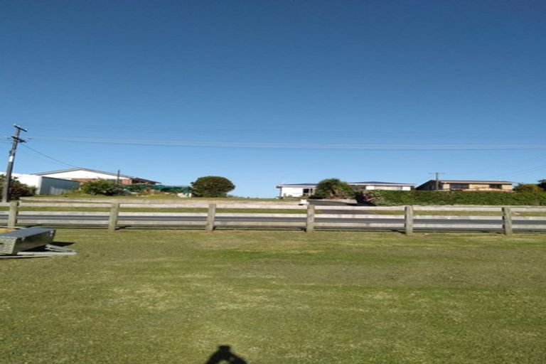 Photo of property in 31 Marsden Point Road, Ruakaka, 0116
