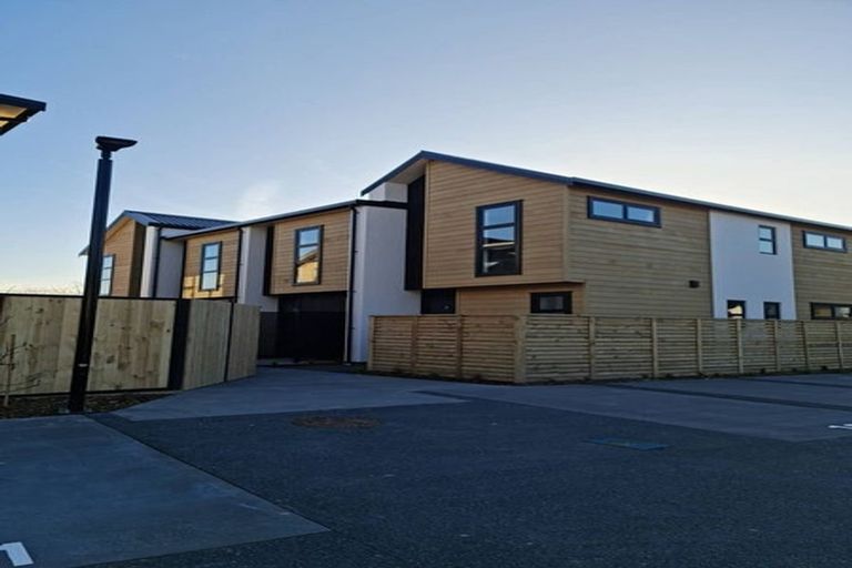 Photo of property in 11/35 Rata Street, Naenae, Lower Hutt, 5011
