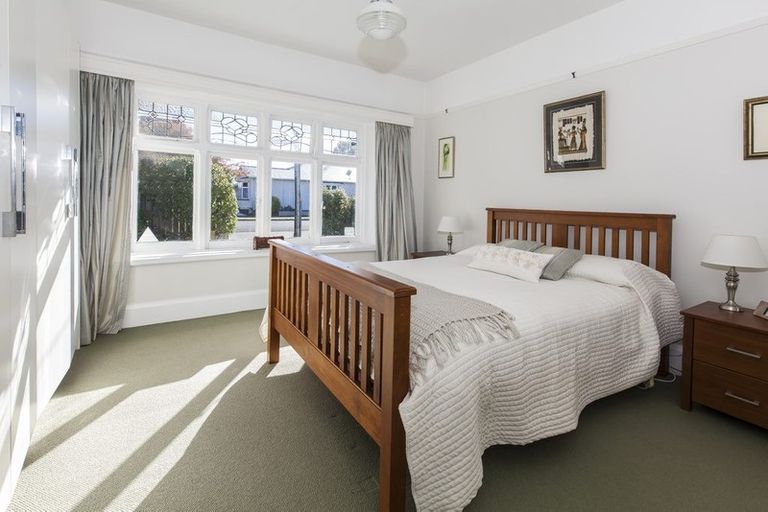 Photo of property in 104 Edward Avenue, Edgeware, Christchurch, 8013