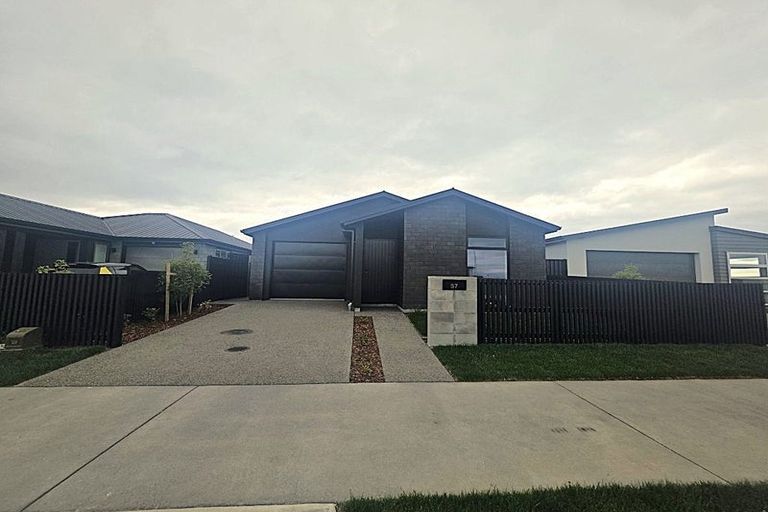 Photo of property in 57 Empire Crescent, Papamoa, 3118