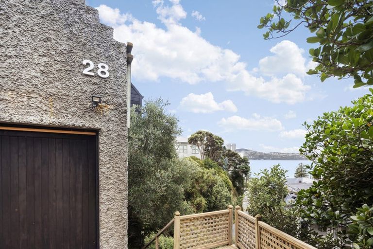 Photo of property in 28 Hay Street, Oriental Bay, Wellington, 6011