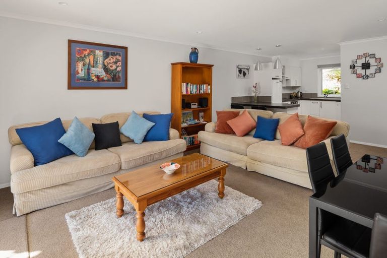 Photo of property in 4a Rutland Street, Picton, 7220