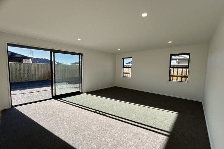 Photo of property in 23 Longore Way, Rolleston, 7614