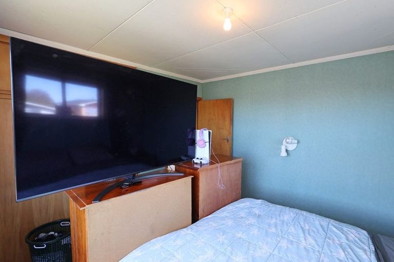 Photo of property in 10 Falcon Street, Newfield, Invercargill, 9812