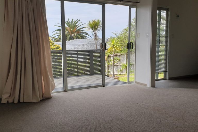 Photo of property in 58 Beulah Avenue, Rothesay Bay, Auckland, 0630