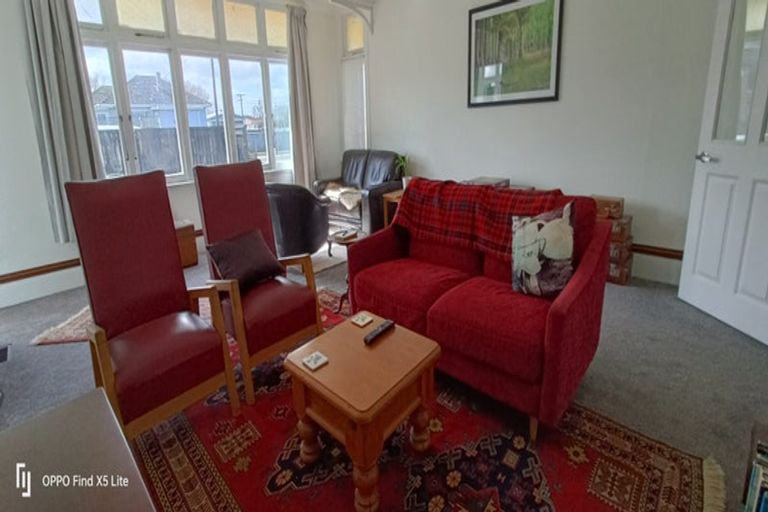 Photo of property in 195 South Road, Hawera, 4610