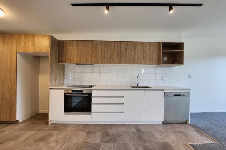 Photo of property in 65u5 Tiketike Way, Brooklyn, Wellington, 6021