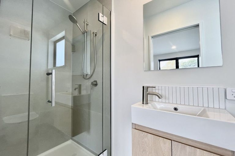 Photo of property in 1/10 Surrey Street, Linwood, Christchurch, 8062