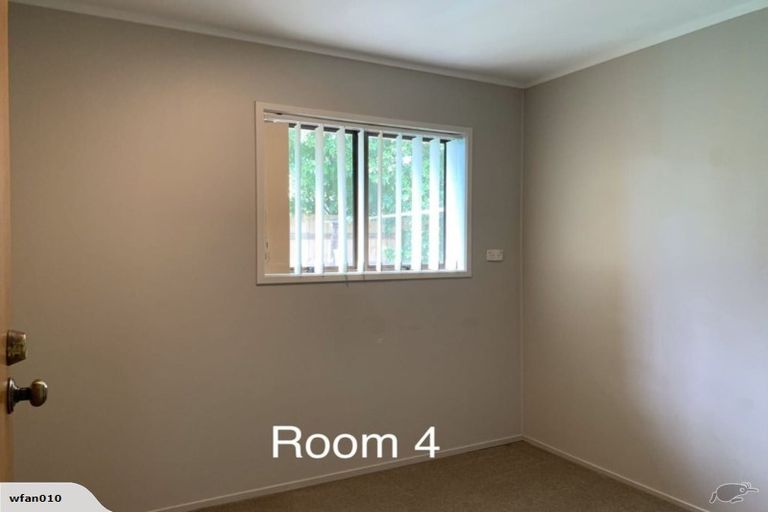 Photo of property in 383 Hobsonville Road, Hobsonville, Auckland, 0618