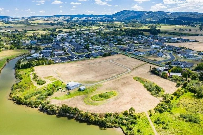 Photo of property in 38 Ferry Road, Waipu, 0510