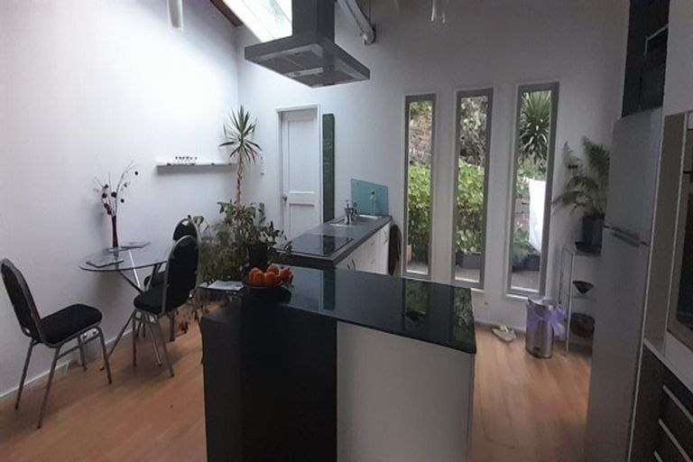 Photo of property in 50 Owhiro Bay Parade, Owhiro Bay, Wellington, 6023