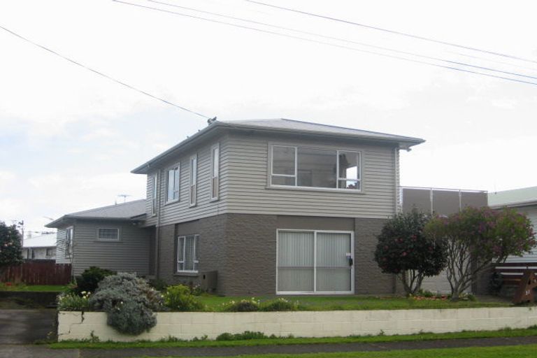Photo of property in 31 Rosendale Avenue, Spotswood, New Plymouth, 4310