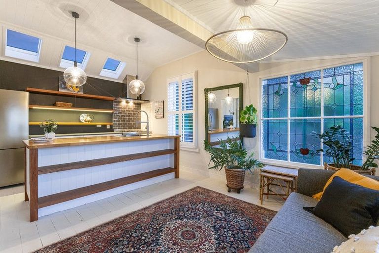 Photo of property in 3 Sand Track, Paekakariki, 5034