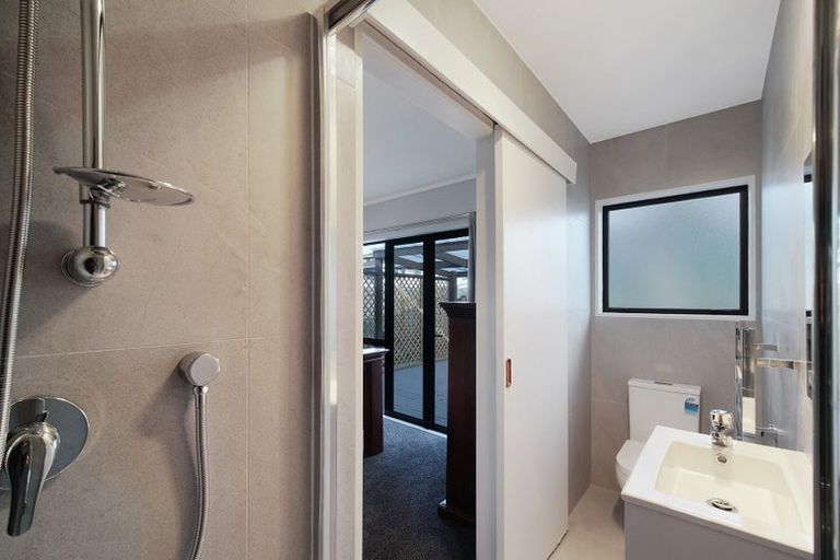 Photo of property in 19 Tane Street, New Lynn, Auckland, 0600