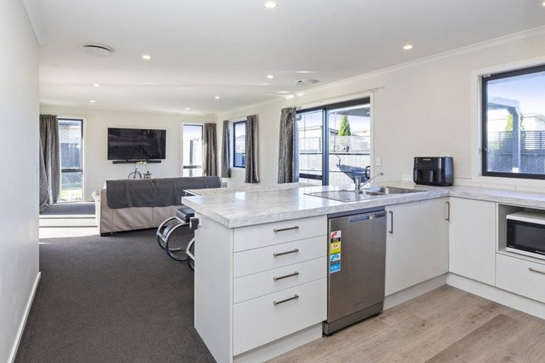 Photo of property in 2 Lucca Crescent, Rolleston, 7615