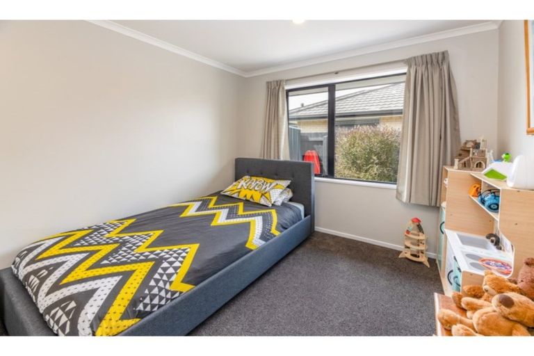 Photo of property in 26 Rochester Crescent, Rolleston, 7614