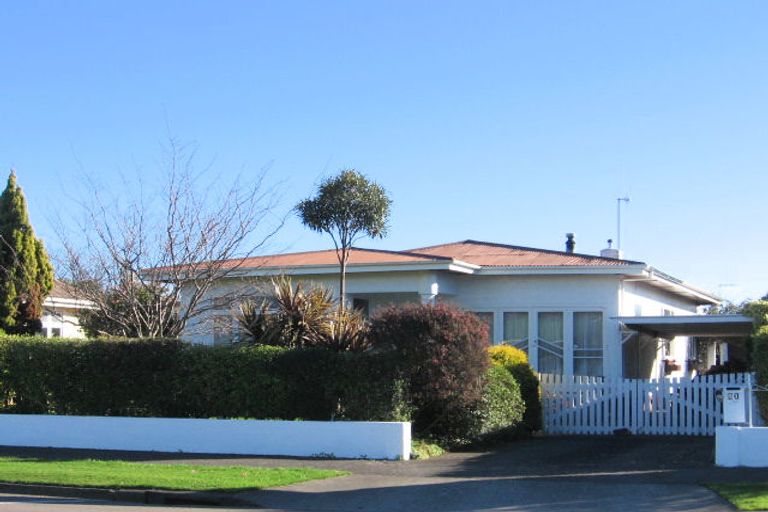 Photo of property in 21 Featherston Street, Takaro, Palmerston North, 4412
