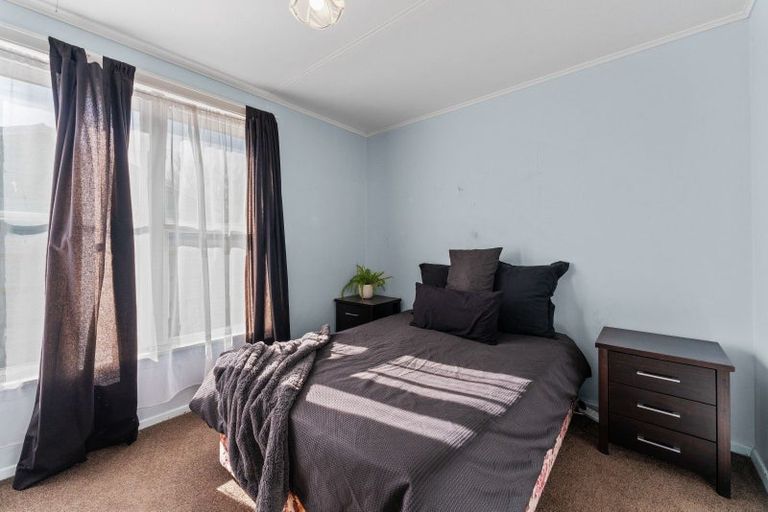 Photo of property in 218 Te Rangitautahanga Road, Turangi, 3334