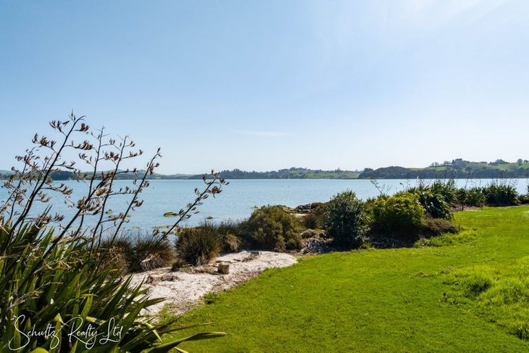 Photo of property in 13 Lancewood Lane, Pahi, Paparoa, 0571