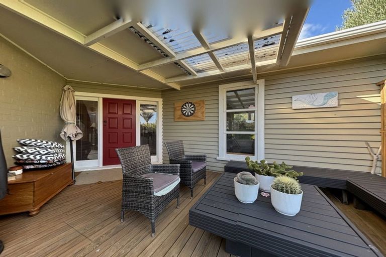 Photo of property in 2-4 Walton Avenue, Waikanae, 5036