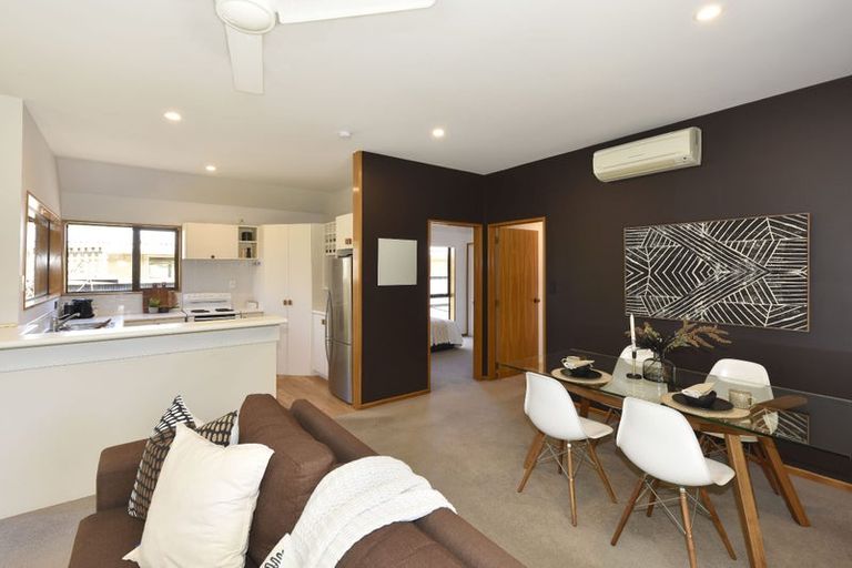 Photo of property in 310 Withells Road, Avonhead, Christchurch, 8042