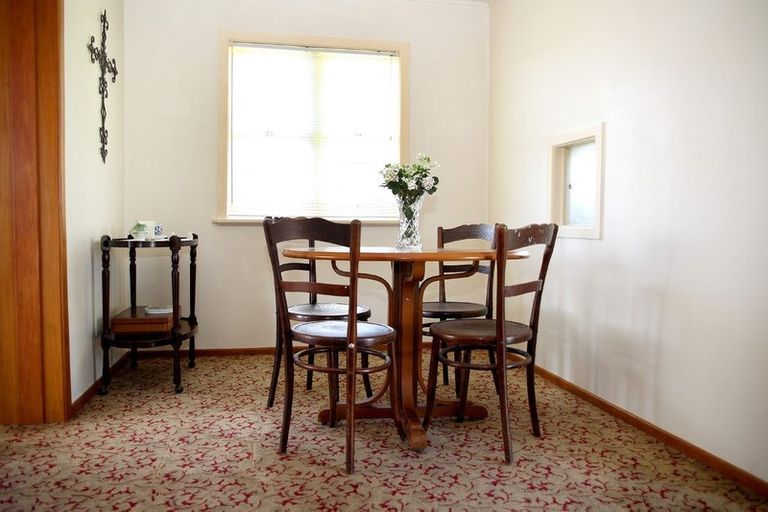 Photo of property in 32 Youngs Road, Papakura, 2110