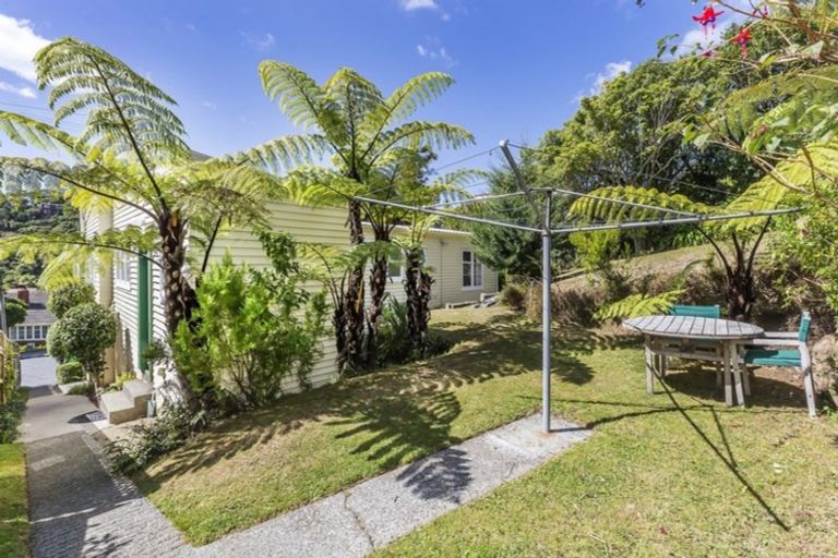 Photo of property in 120 Campbell Street, Karori, Wellington, 6012