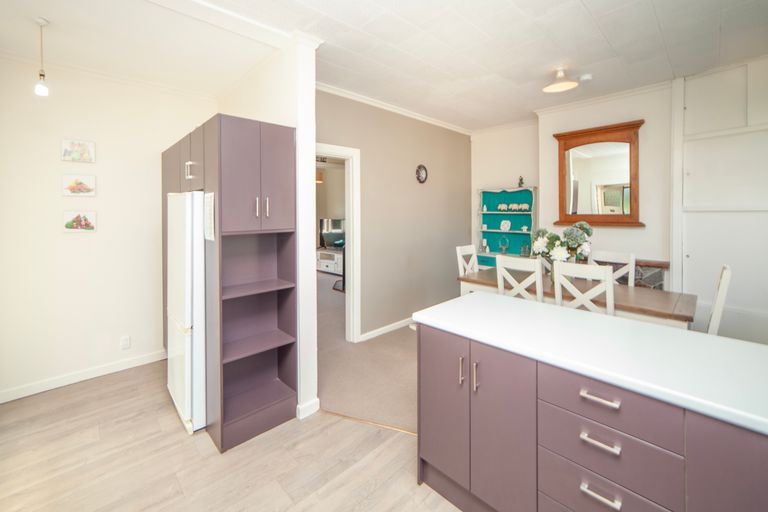 Photo of property in 70 Richardson Terrace, Woolston, Christchurch, 8023