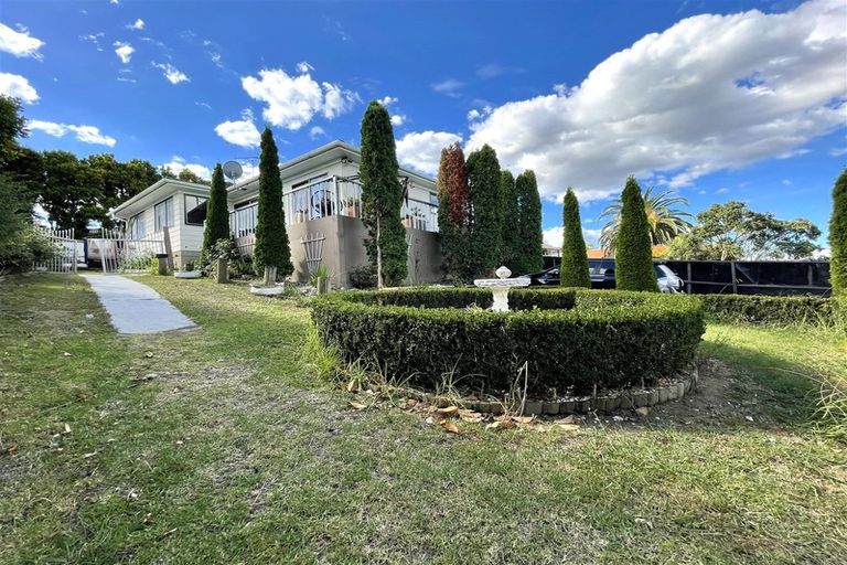 Photo of property in 20 Mcquarrie Avenue, Wattle Downs, Auckland, 2103
