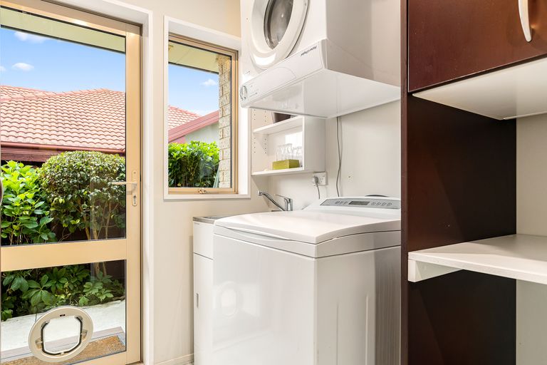 Photo of property in 15 Caleb Place, Northwood, Christchurch, 8051