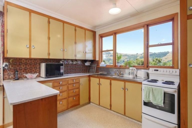 Photo of property in 9 Athol Place, Ravensbourne, Dunedin, 9022