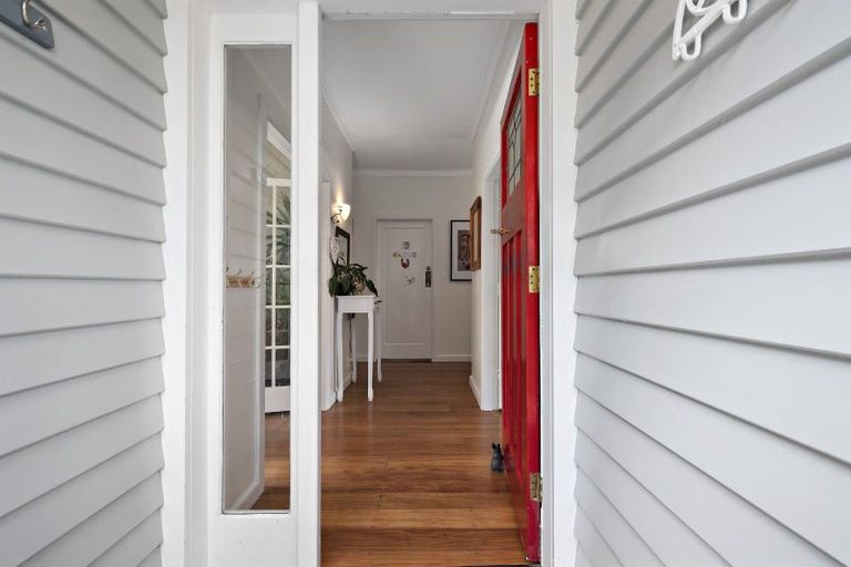 Photo of property in 3 Ngaio Street, Eastbourne, Lower Hutt, 5013