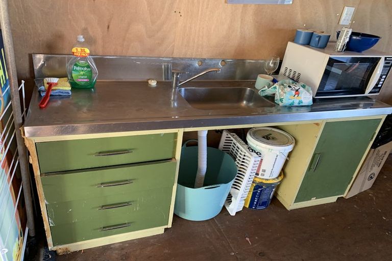 Photo of property in 1/42 Onepoto Road, Hauraki, Auckland, 0622