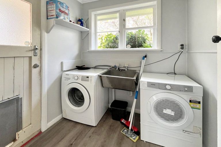 Photo of property in 21 Cardiff Street, Awapuni, Palmerston North, 4412
