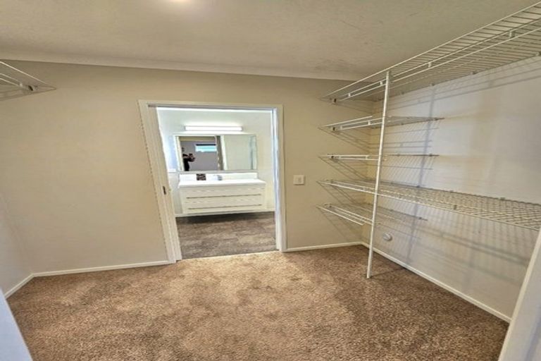 Photo of property in 18 Keene Drive, Bell Block, New Plymouth, 4312