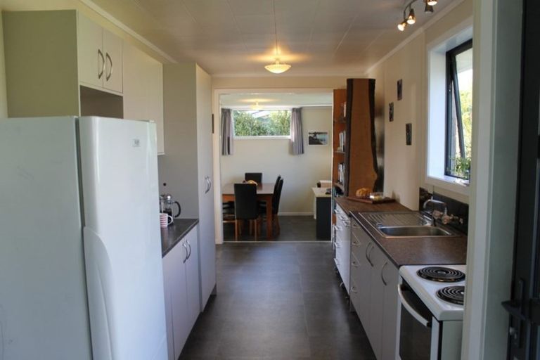 Photo of property in 23 Ngahue Crescent, Carters Beach, Westport, 7825