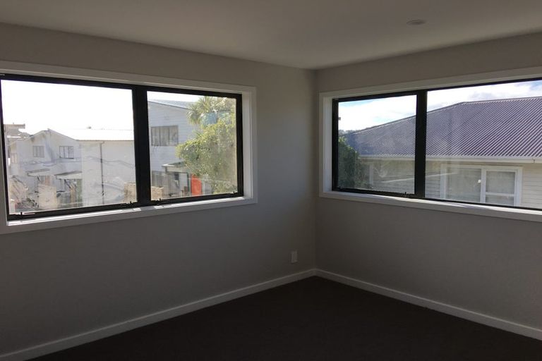 Photo of property in 62a Broderick Road, Johnsonville, Wellington, 6037