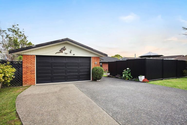 Photo of property in 18 Deanna Drive, West Harbour, Auckland, 0618